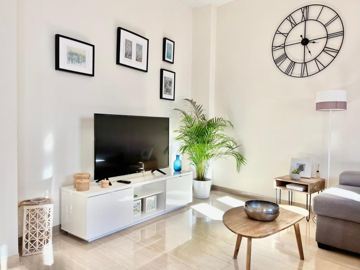 Teodosio Apartment Free Parking & Central Ac Σεβίλλη Εξωτερικό φωτογραφία