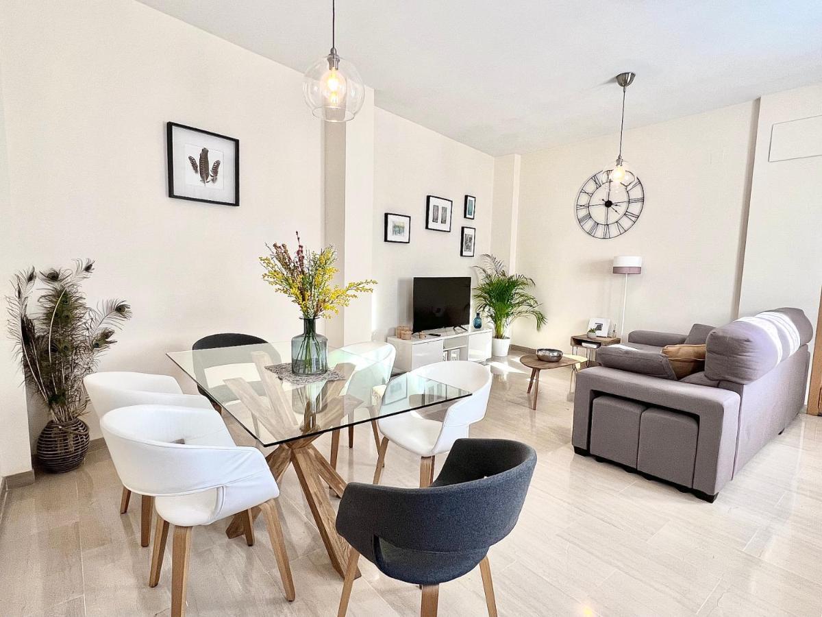 Teodosio Apartment Free Parking & Central Ac Σεβίλλη Εξωτερικό φωτογραφία