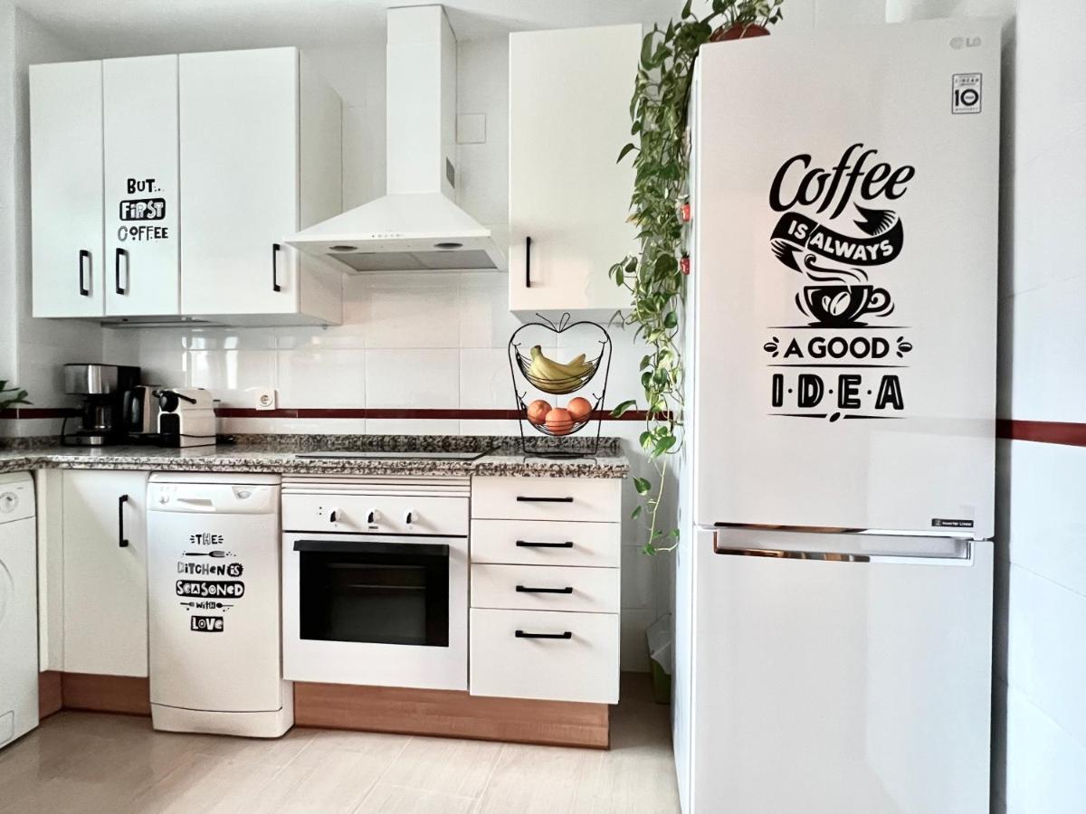 Teodosio Apartment Free Parking & Central Ac Σεβίλλη Εξωτερικό φωτογραφία