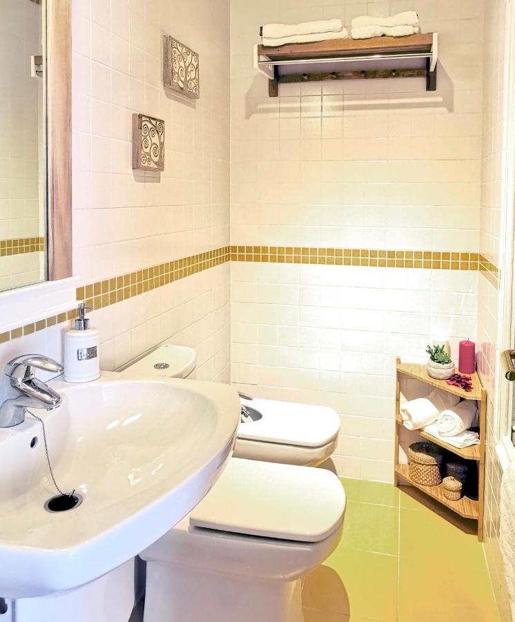 Teodosio Apartment Free Parking & Central Ac Σεβίλλη Εξωτερικό φωτογραφία