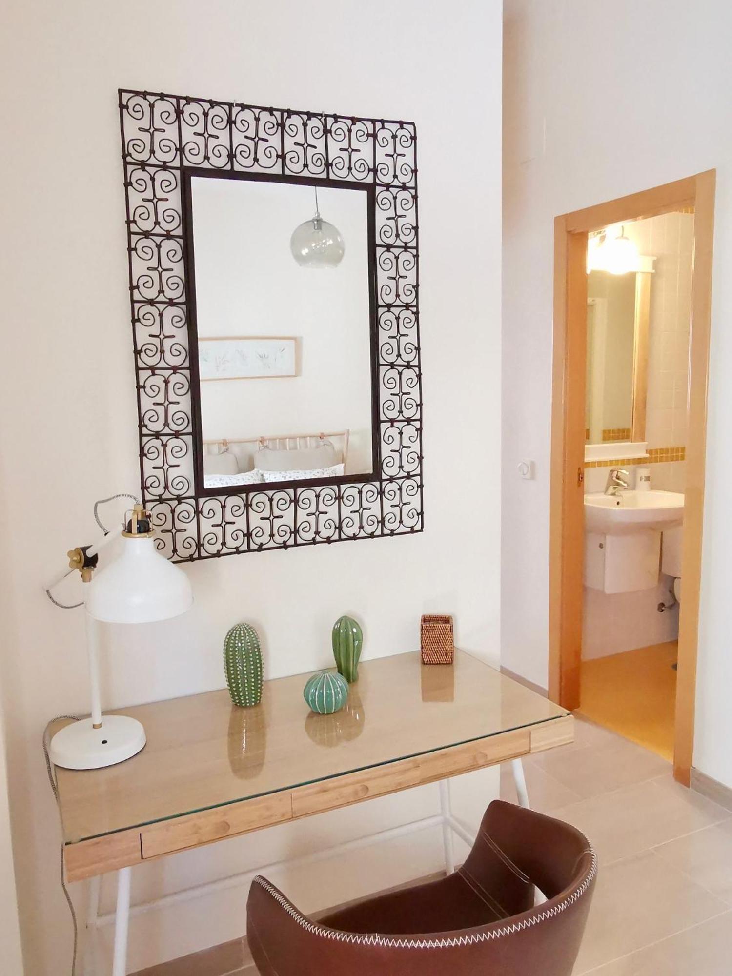 Teodosio Apartment Free Parking & Central Ac Σεβίλλη Εξωτερικό φωτογραφία